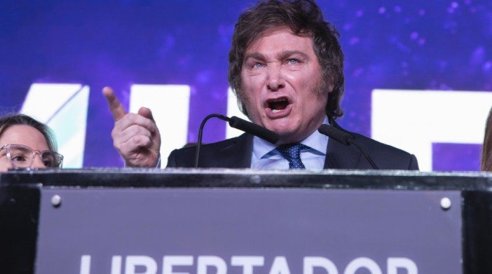 Partido de Musk perde fôlego e Milei se firma como líder libertário