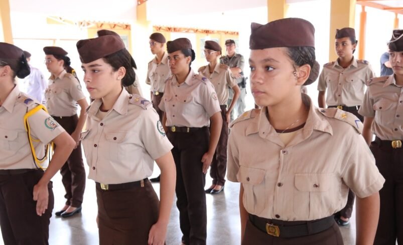Revista internacional aponta resultado das escolas cívico-militares