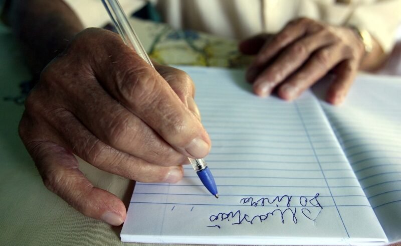 Brasil tem 9,1 milhões de analfabetos, segundo IBGE