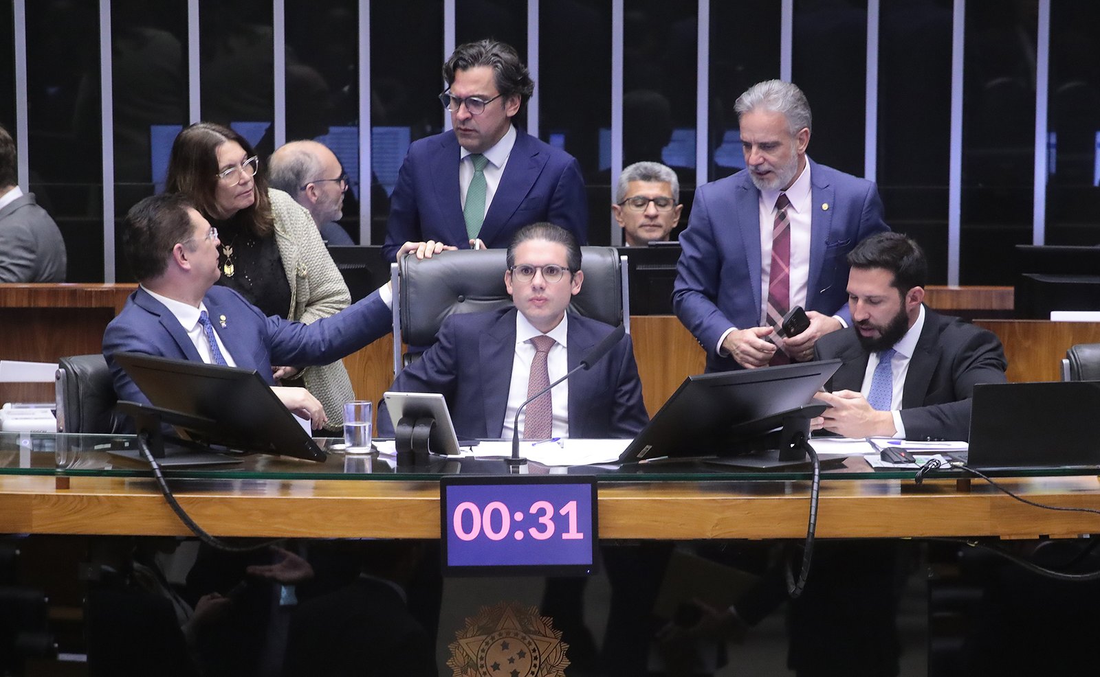 Câmara conclui votação e aumento de deputados vai à sanção