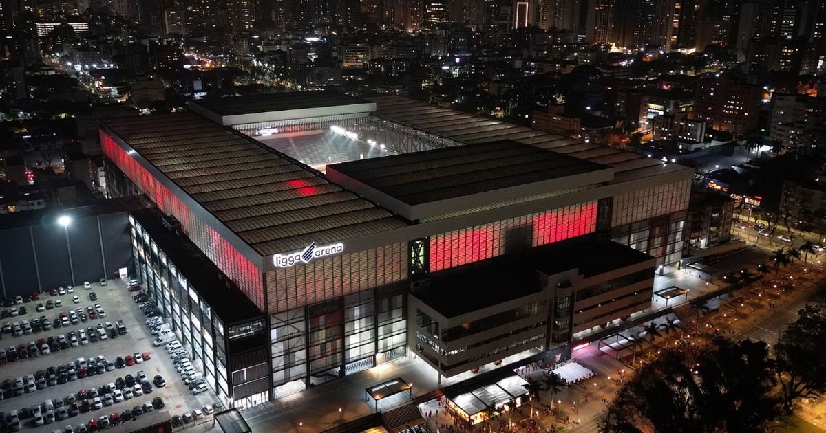 Athletico rescinde com a Ligga e cobra R$ 50 milhões na Justiça